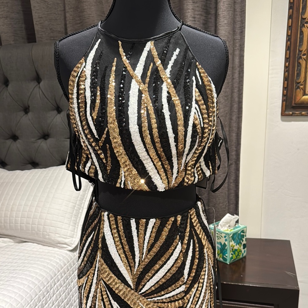 Black and Gold Sequin Halter Bodycon Dress